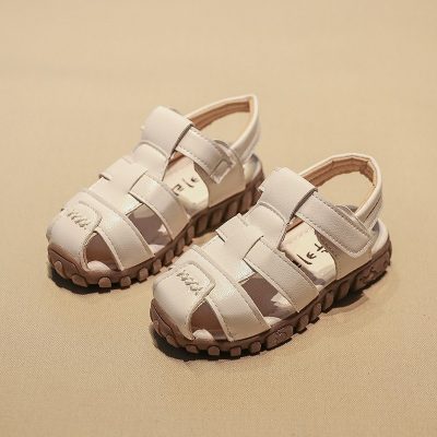 chaussure ouverte enfant